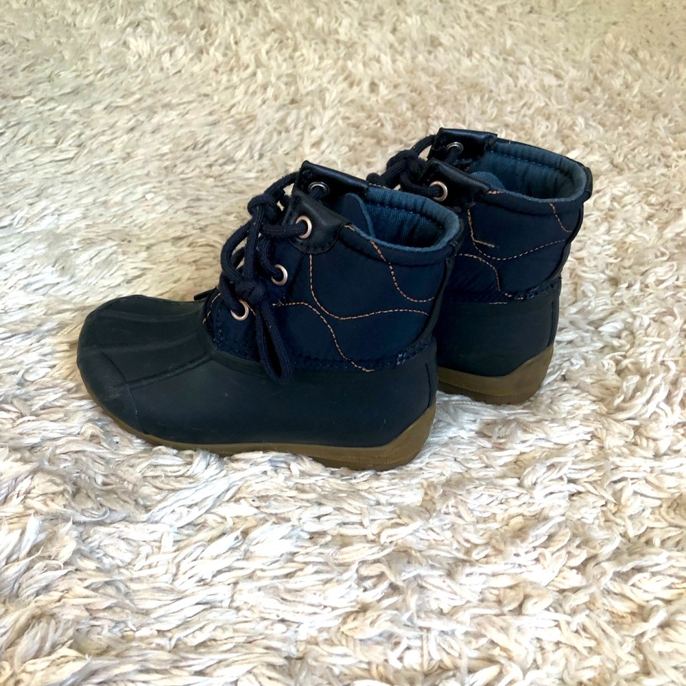 Sperry, toddler girls size 9 boots, rain boot, winter boot. Navy blue.